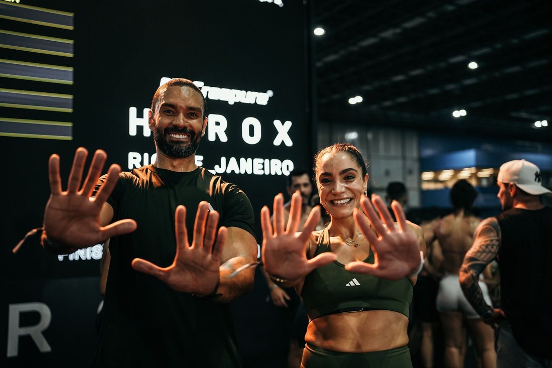 Kathy e o marido depois do HYROX Rio de Janeiro